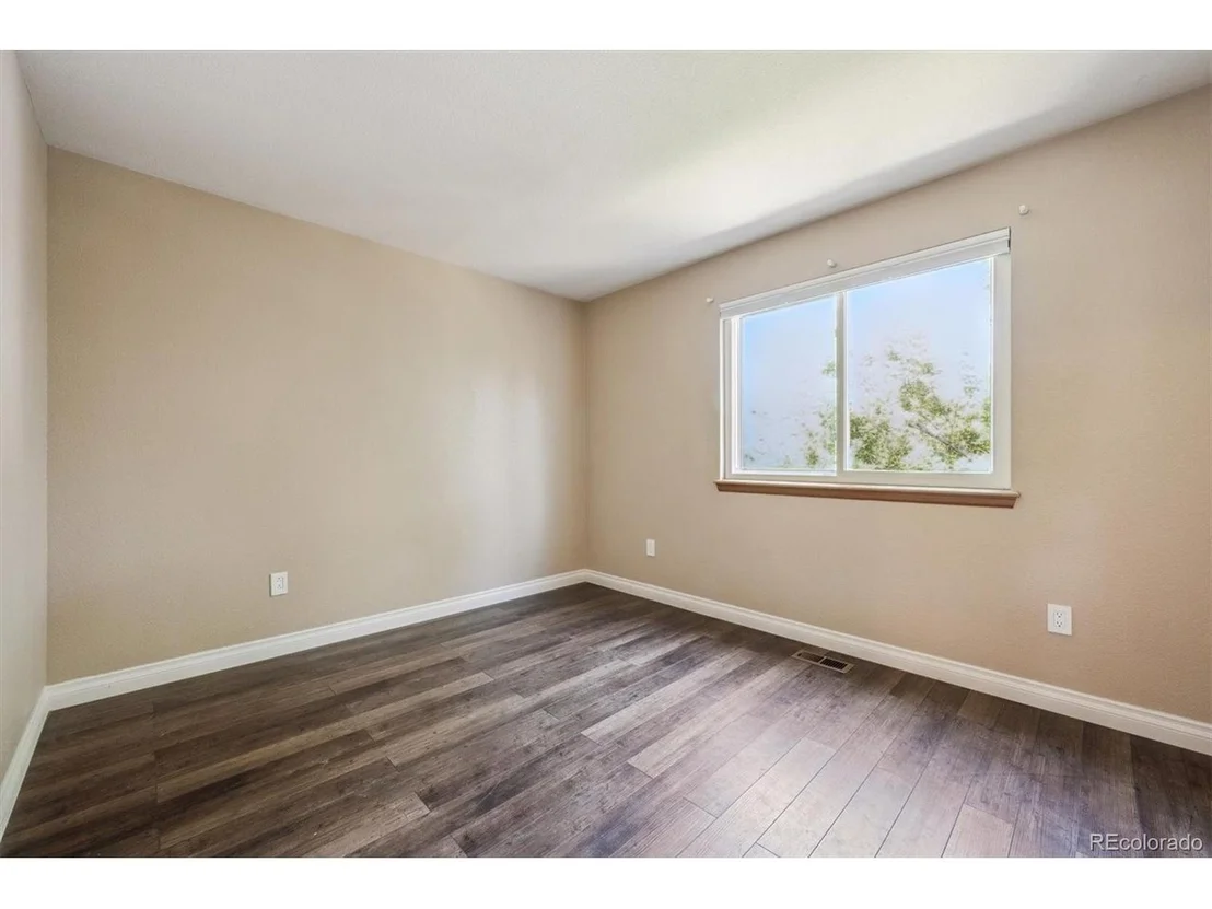Photo of 6715 W 97th Cir