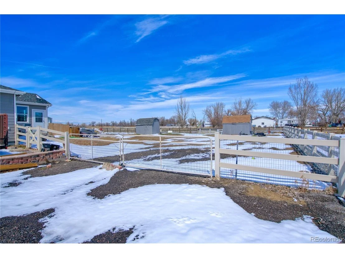 Photo of 345 Foxtail Dr