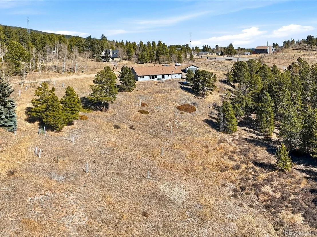 Photo of 2979 Coyote Cir