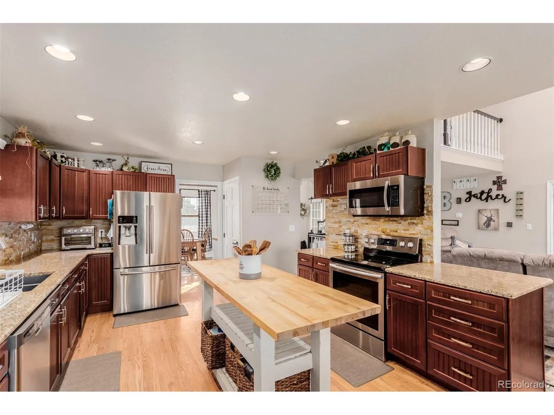 Photo of 2257 Deerpath Rd