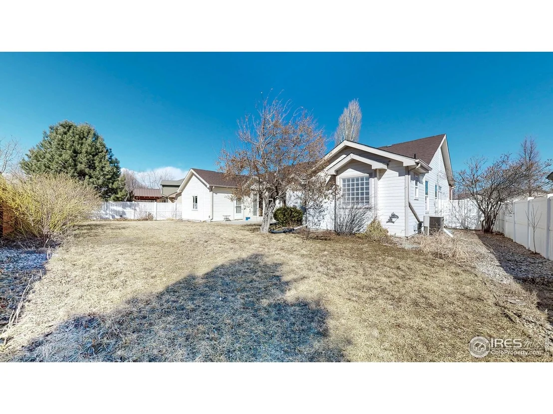 Photo of 1121 Jefferson Dr