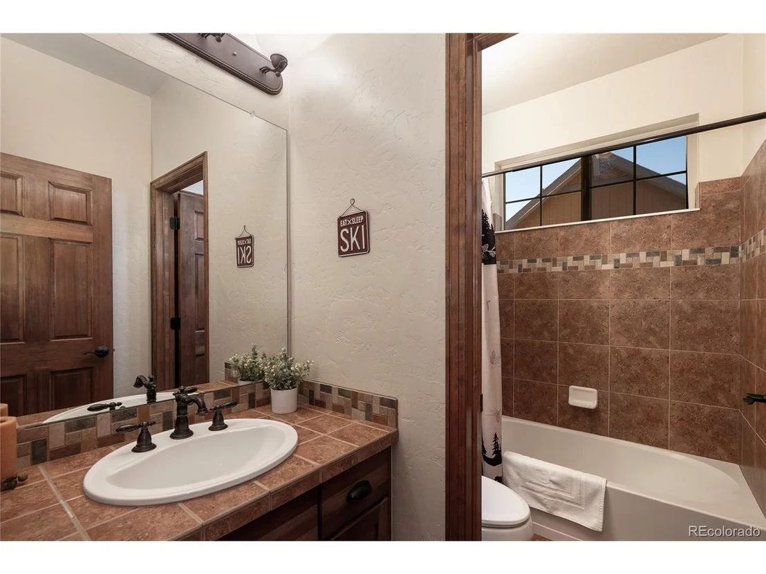 Photo of 158 Fairview Ln