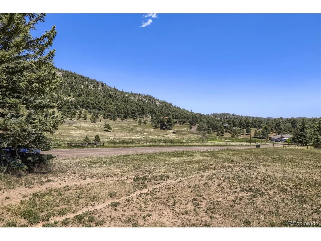 Photo of 6475 High Cir