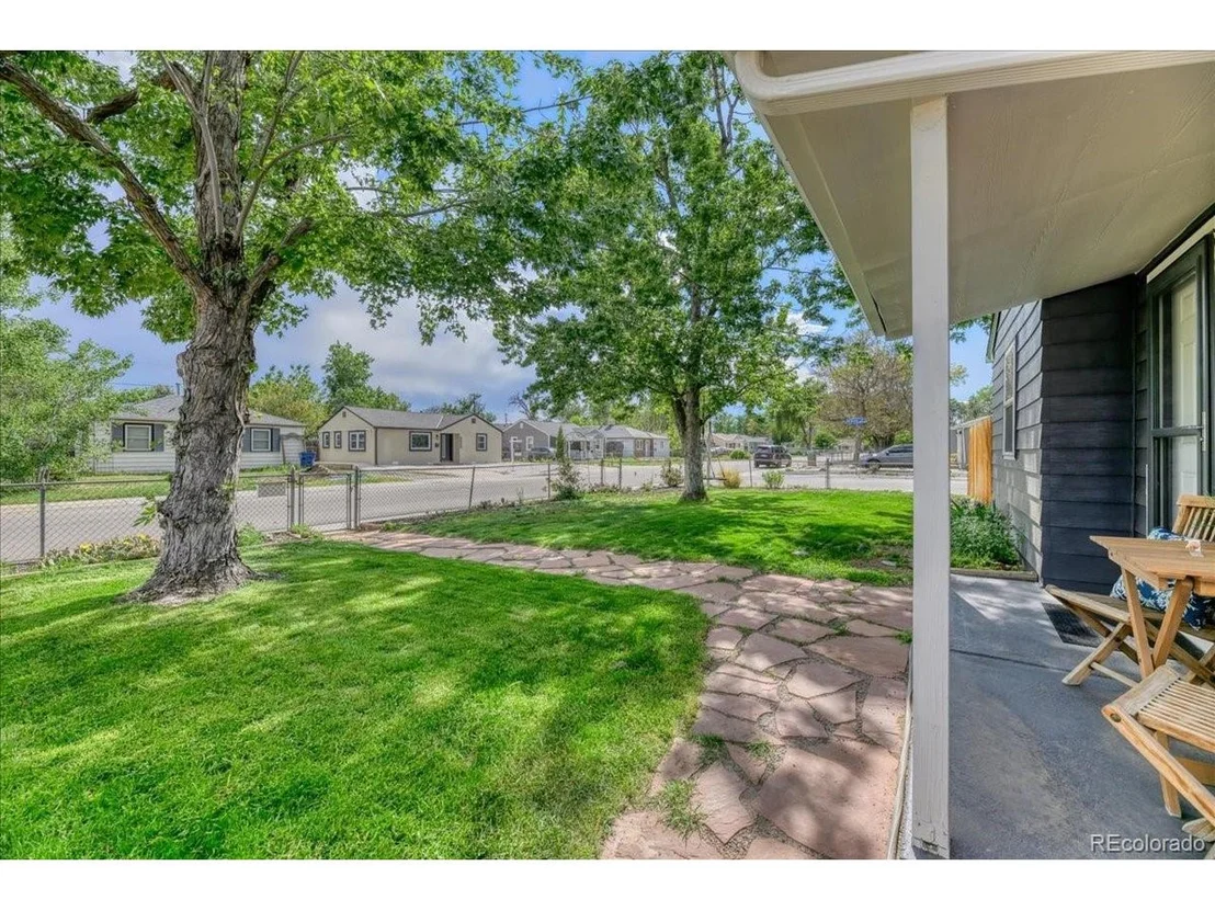 Photo of 6865 W 55th Pl