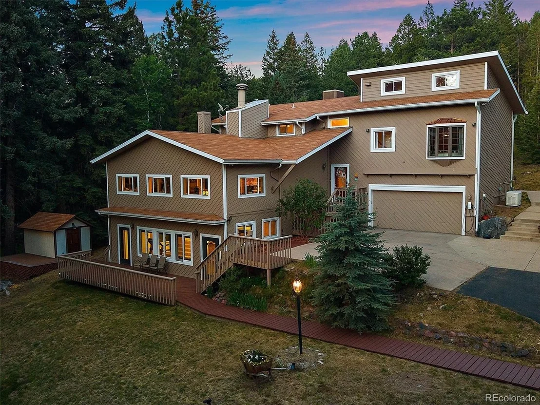 Photo of 8280 Grizzly Way