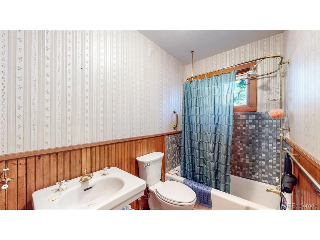 Photo of 60 County Road 4106