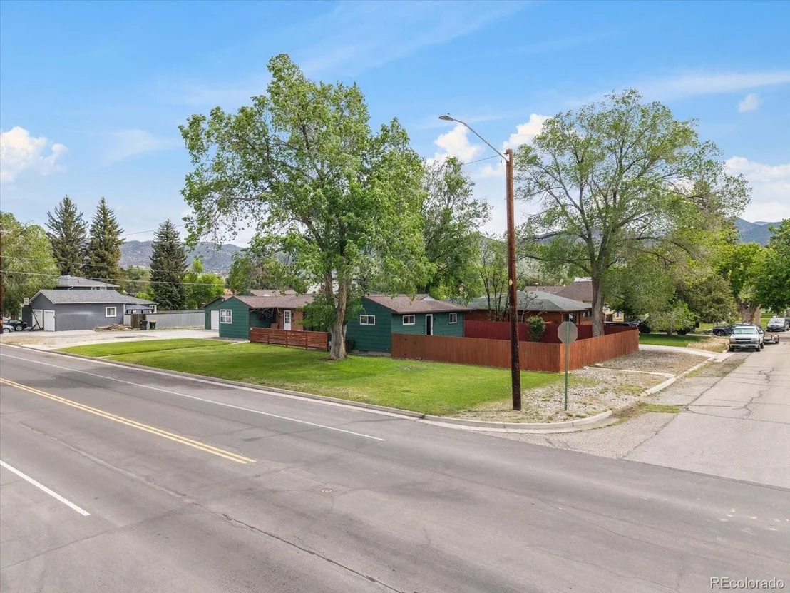 Photo of 211 Grant St