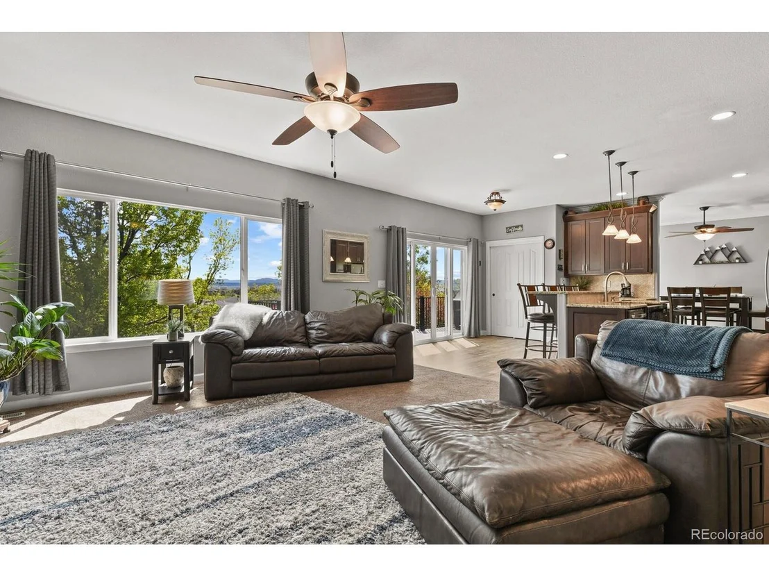 Photo of 21018 Saddleback Cir