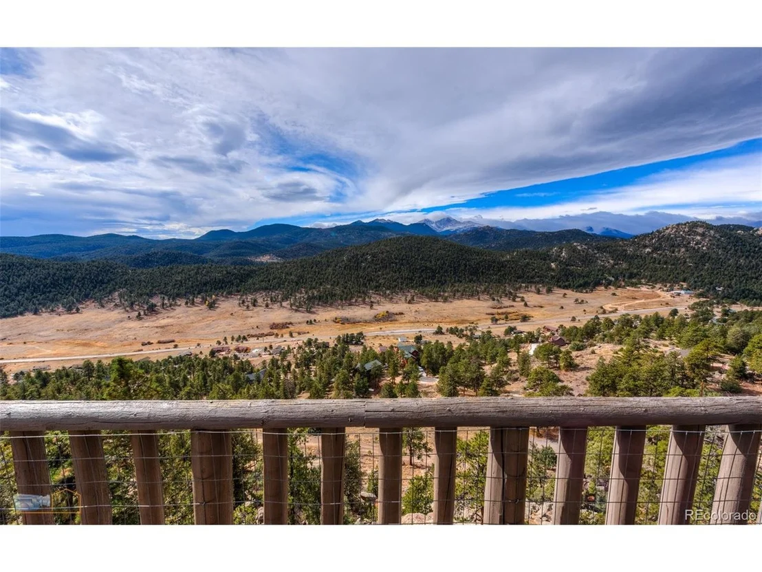 Photo of 452 Alpine Dr