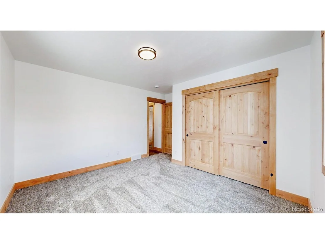 Photo of 374 County Road 863