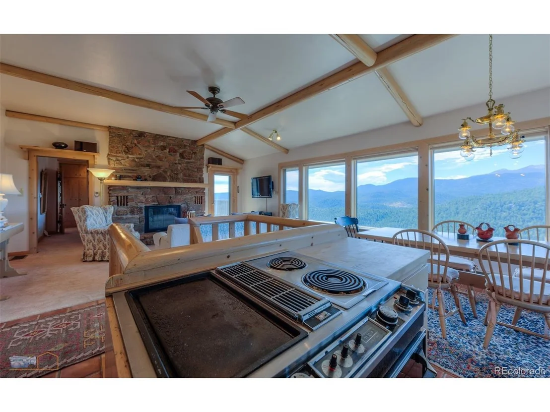 Photo of 452 Alpine Dr