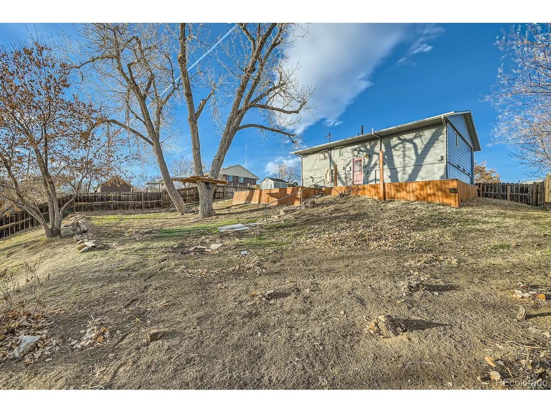 Photo of 486 Leona Dr