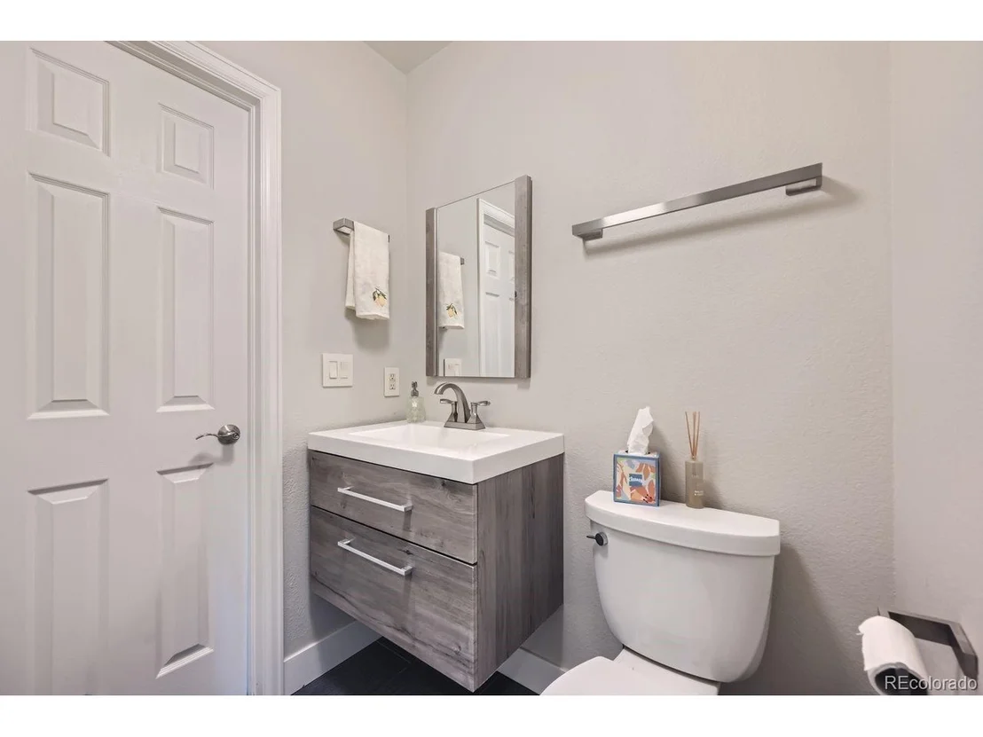 Photo of 4859 Dakota Blvd