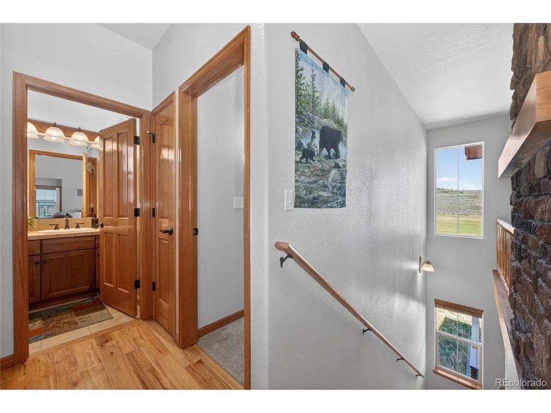 Photo of 150 Fairview Ln