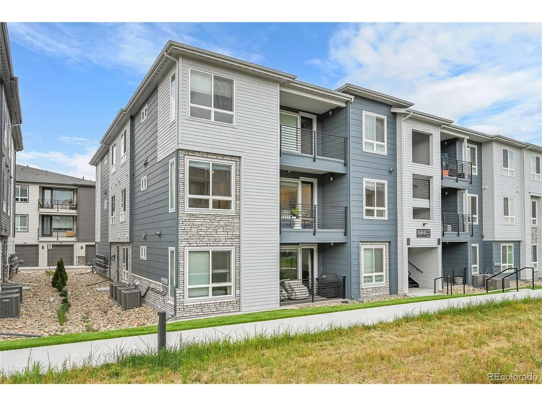 Photo of Unit 206 at 16841 Askins Loop