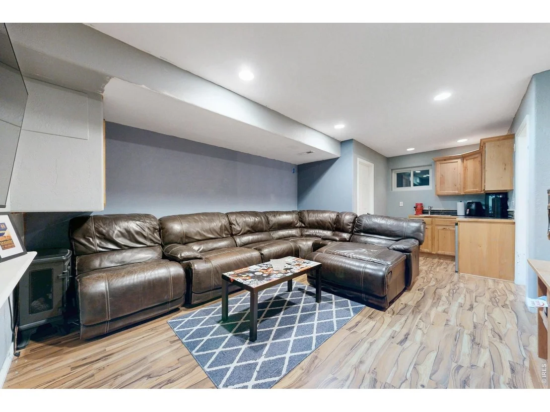 Photo of 503 Broadview Dr