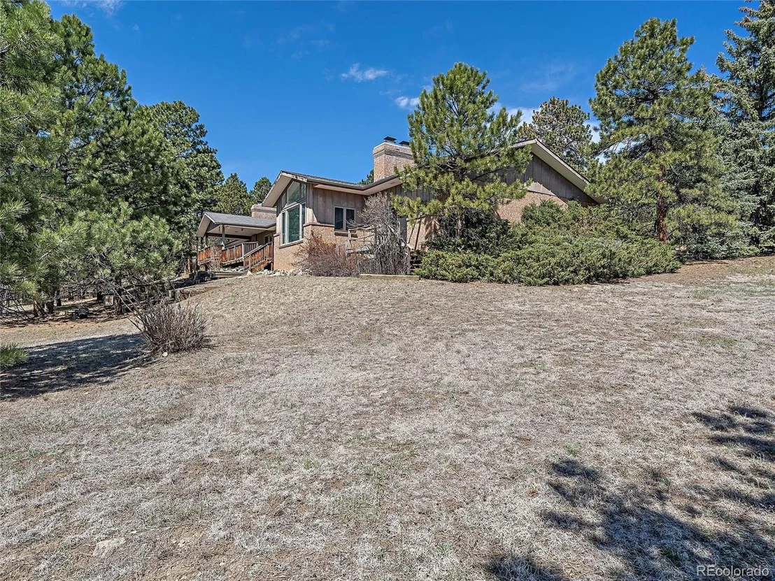 Photo of 2980 Interlocken Dr