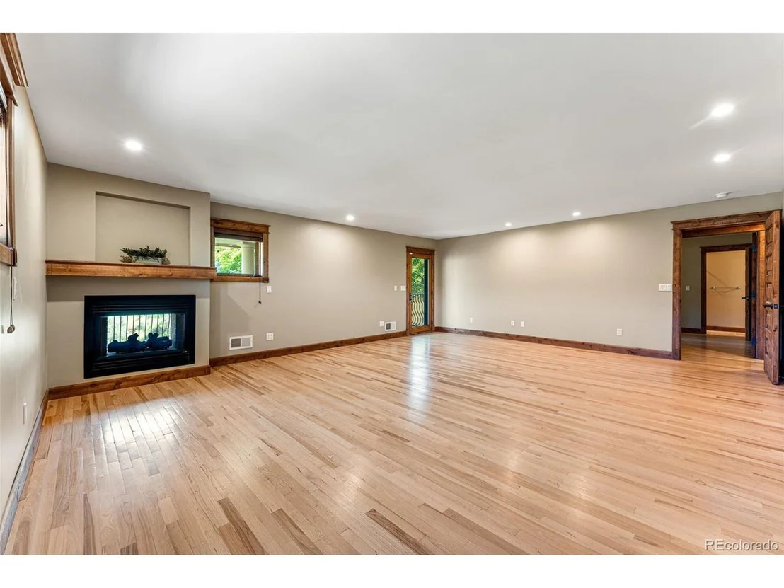 Photo of 5970 Crestbrook Dr