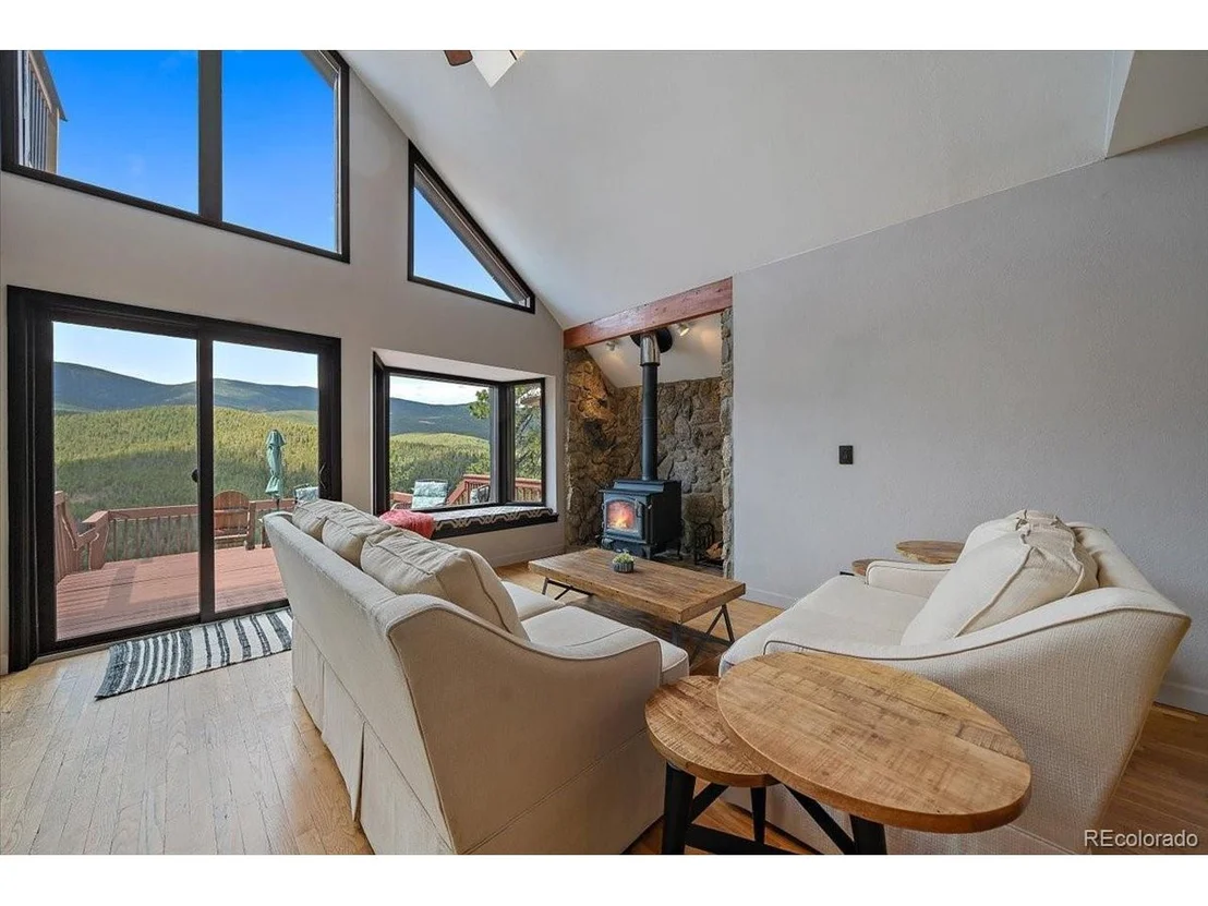 Photo of 32482 Lodgepole Dr