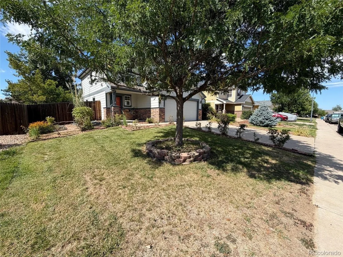 Photo of 886 Sagebrush Dr