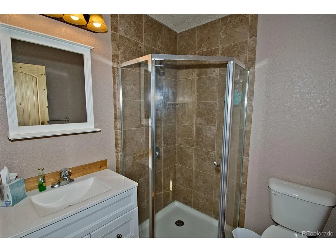Photo of 433 Birch Rd