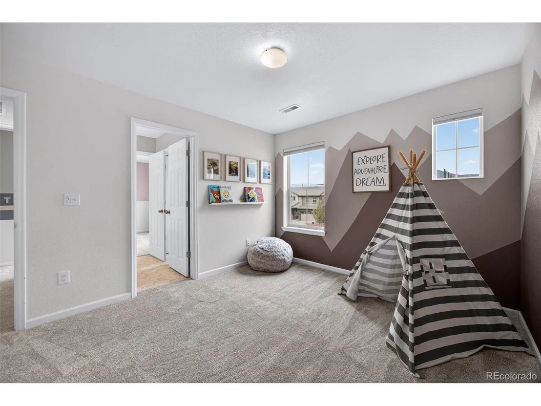 Photo of 8818 Gore St