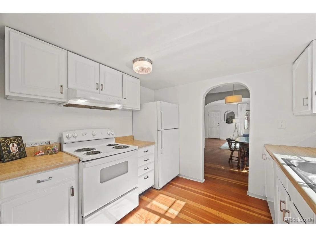 Photo of 2231 Columbine Ave