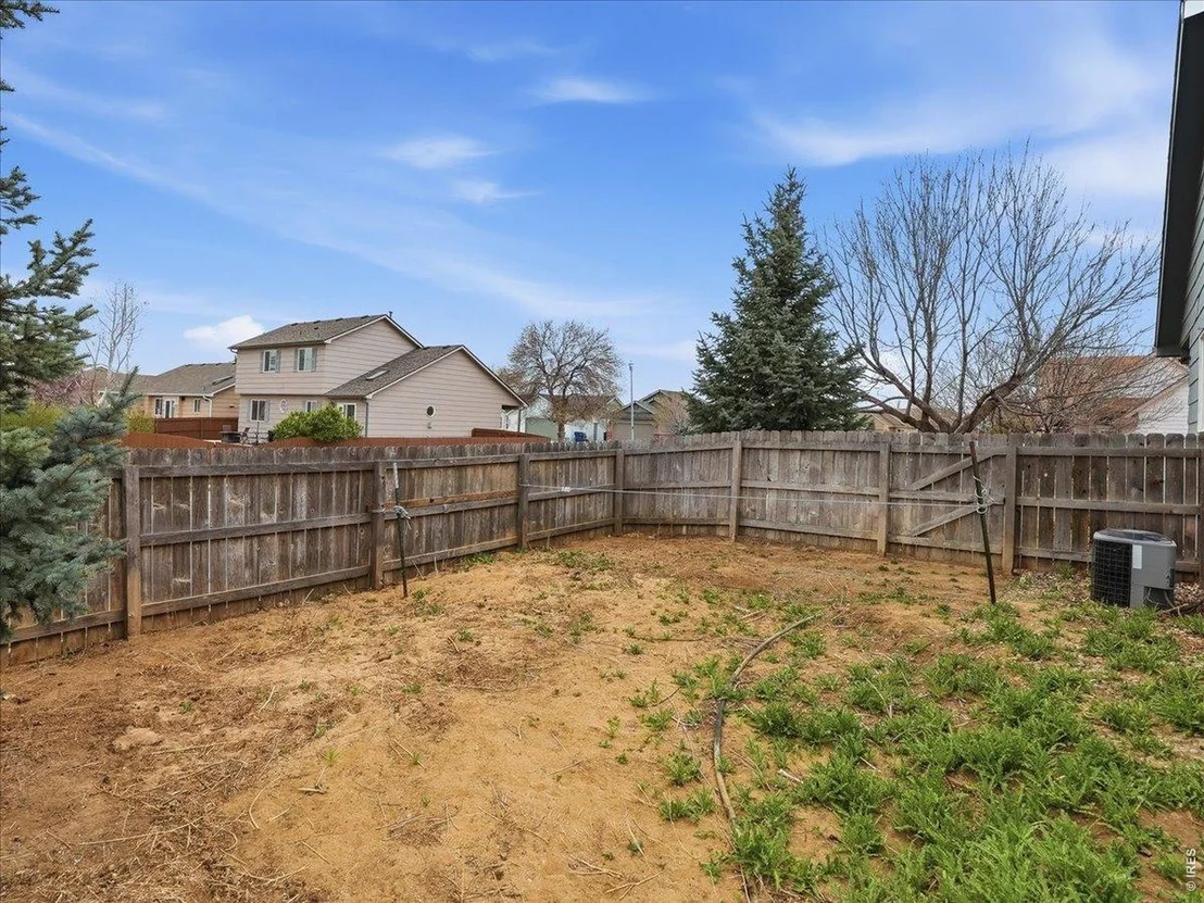 Photo of 2215 Nicholas Dr