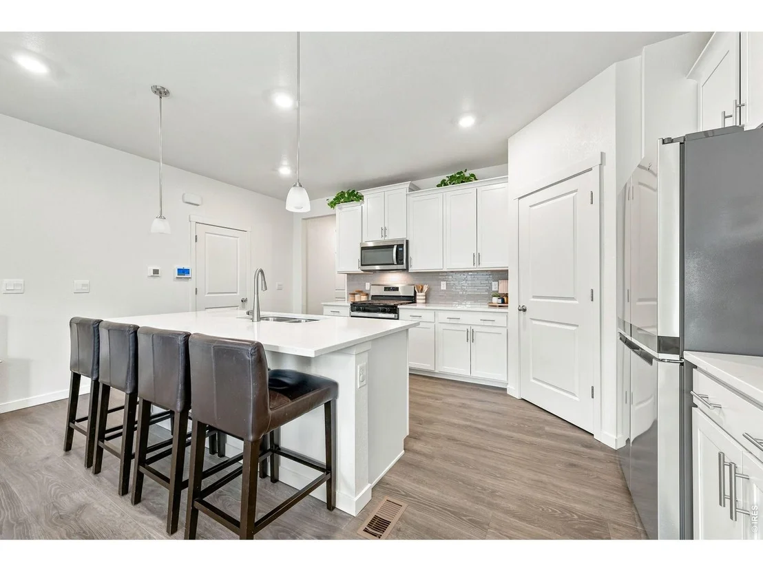 Photo of 1080 Clara View Dr