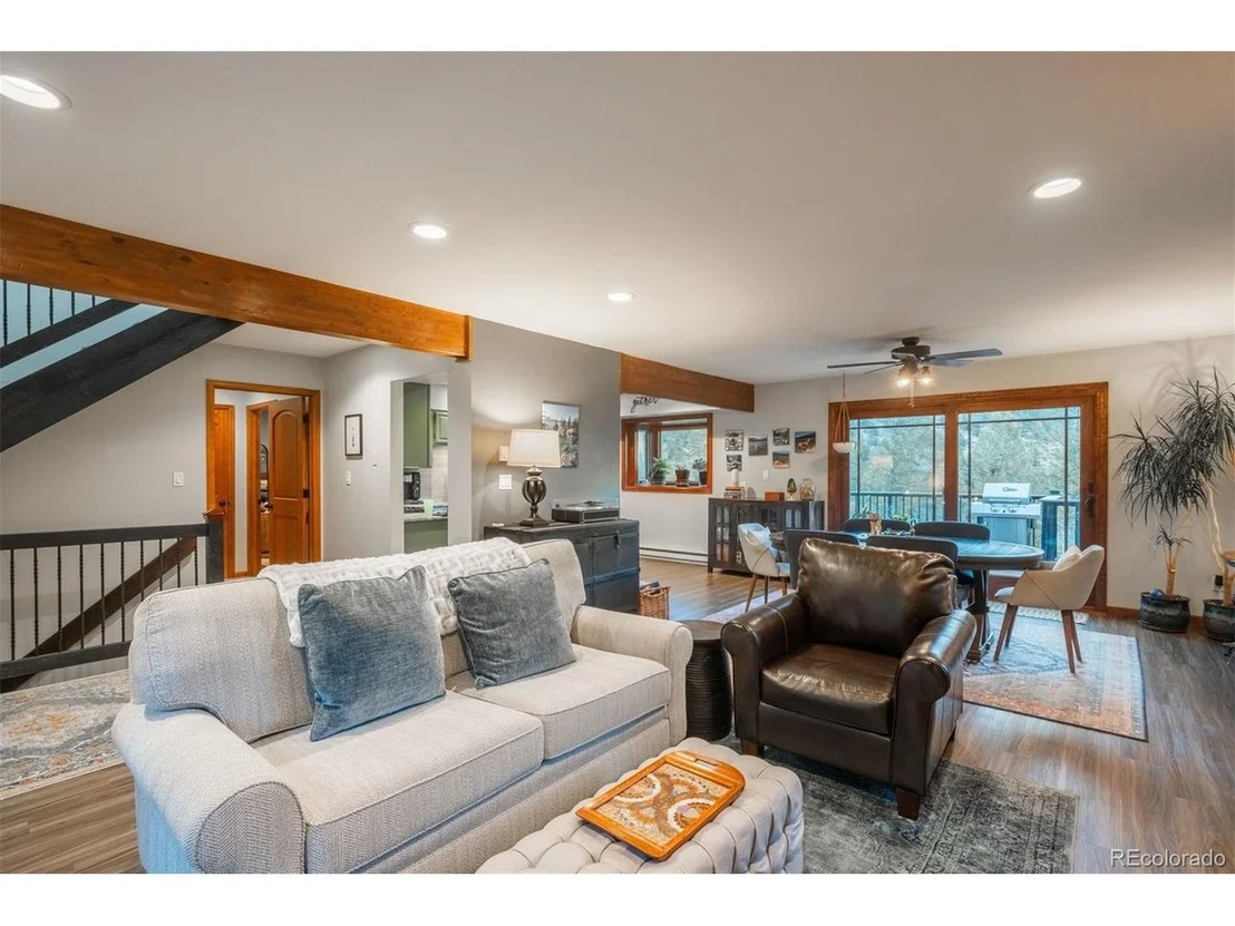 Photo of 212 Juniper Ln
