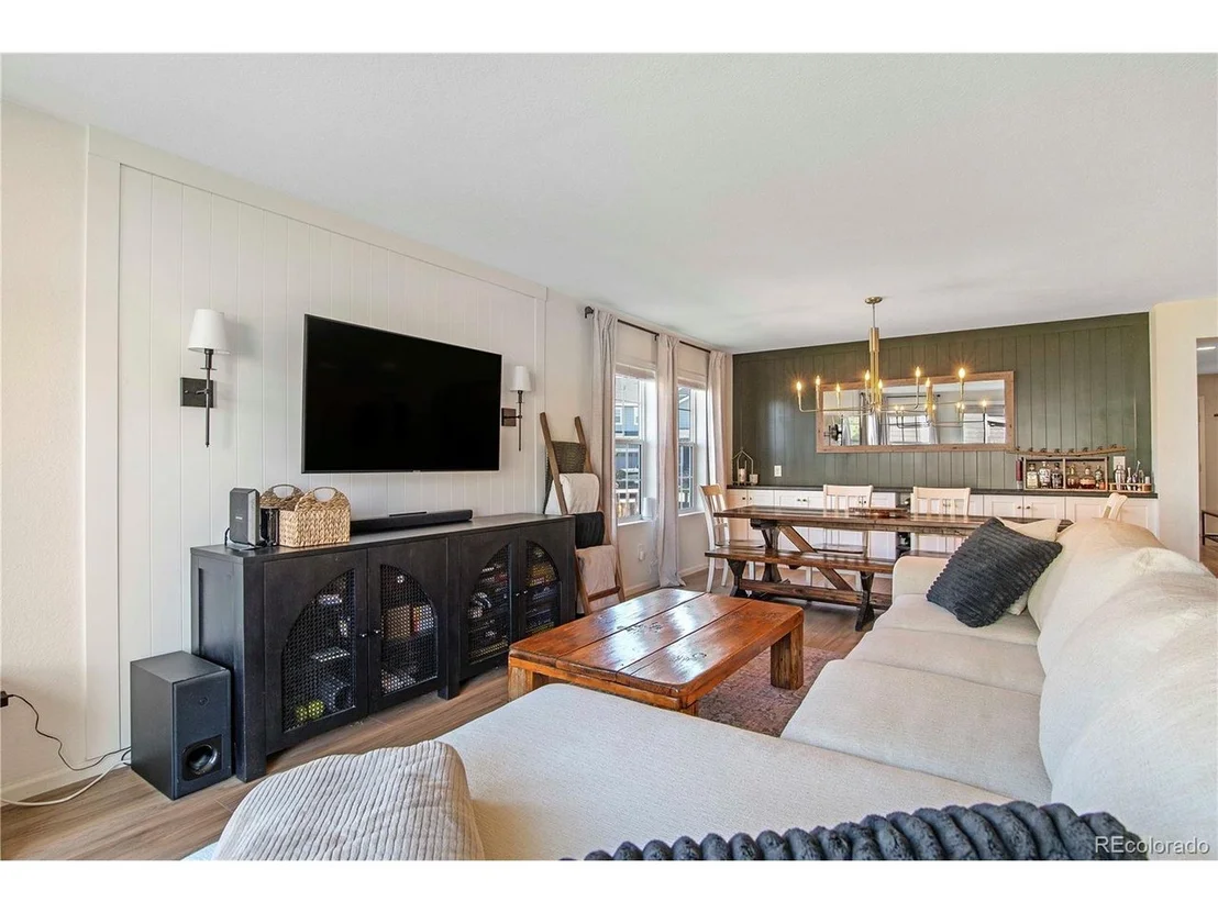 Photo of 3485 Raintree Ln