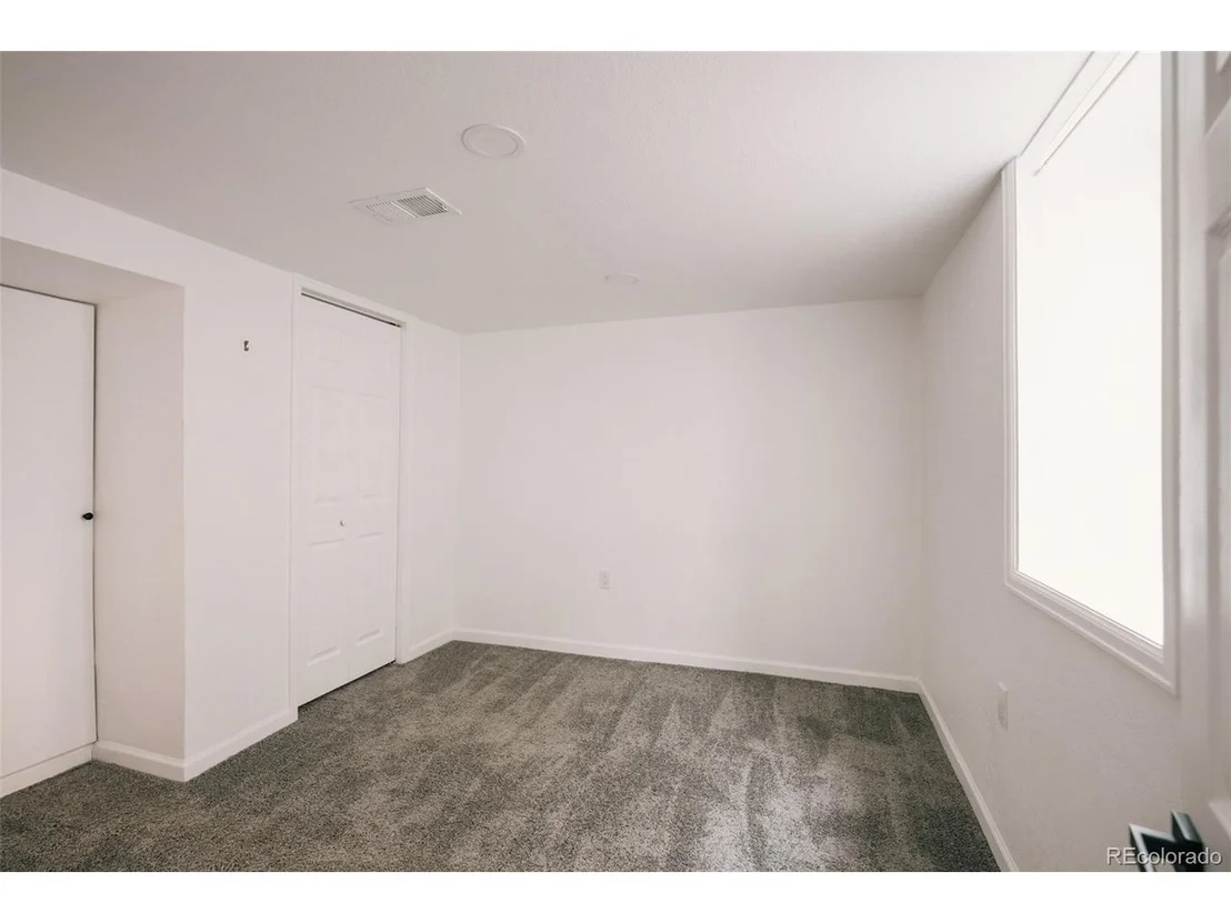 Photo of 4825 Bryant St