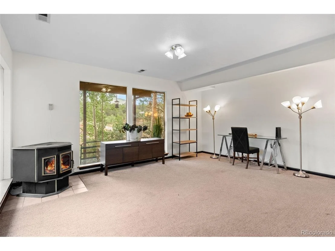 Photo of 1682 Clark Rd