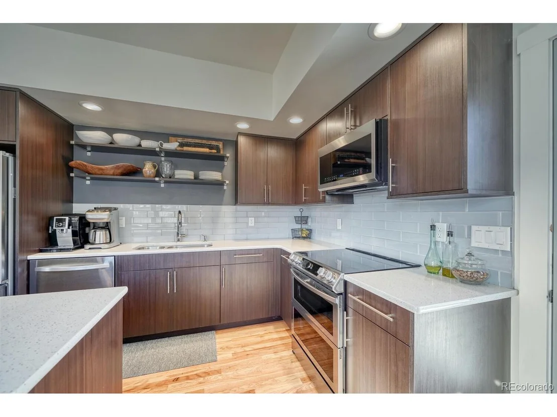 Photo of 330 Two Rivers Rd