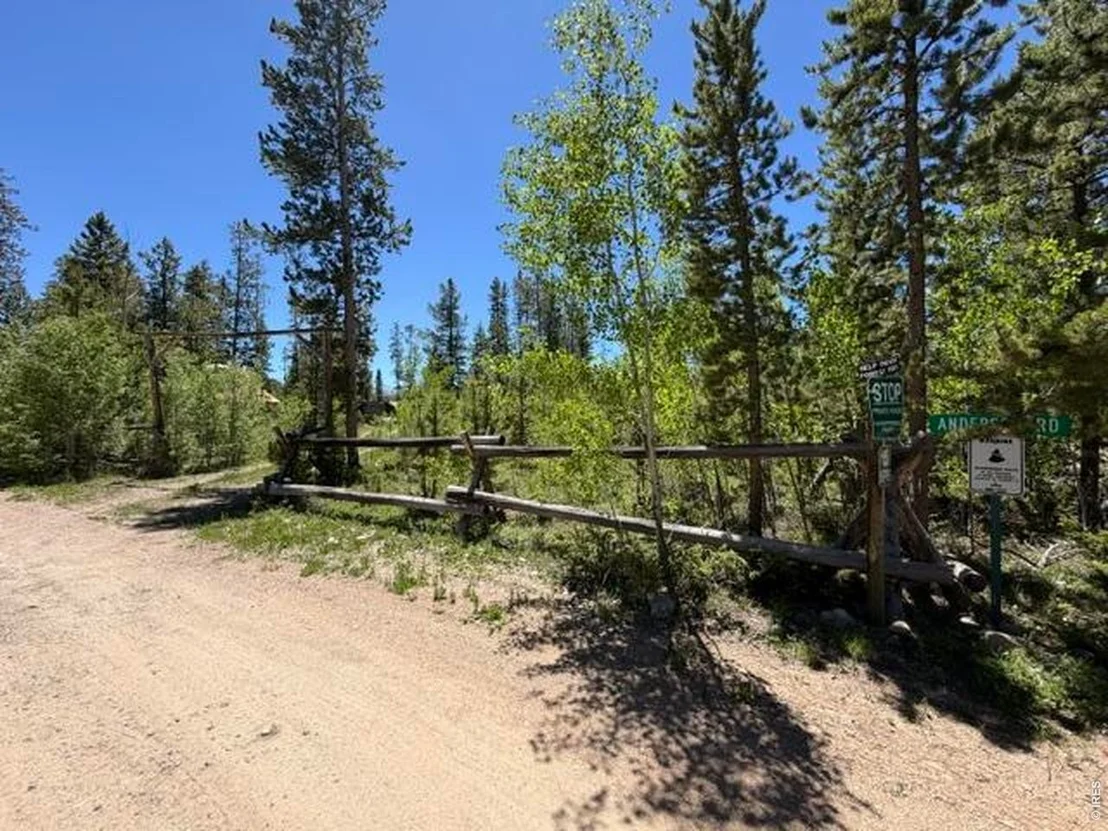 Photo of 25 Aspen Dr