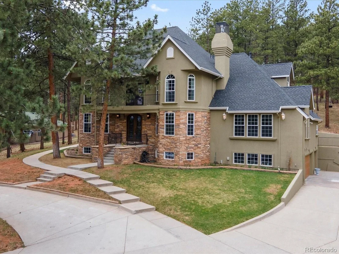 Photo of 4056 Cheyenne Dr