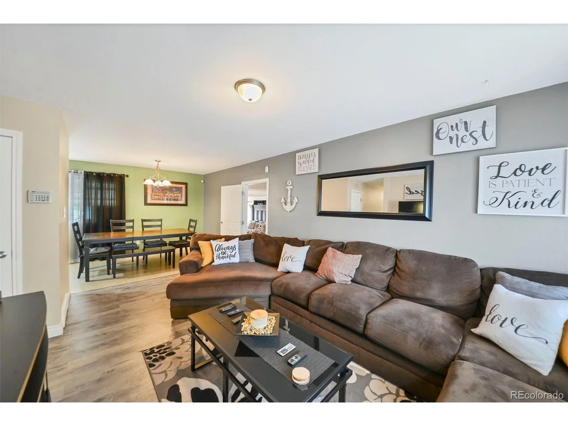 Photo of 2180 Hoyt Dr