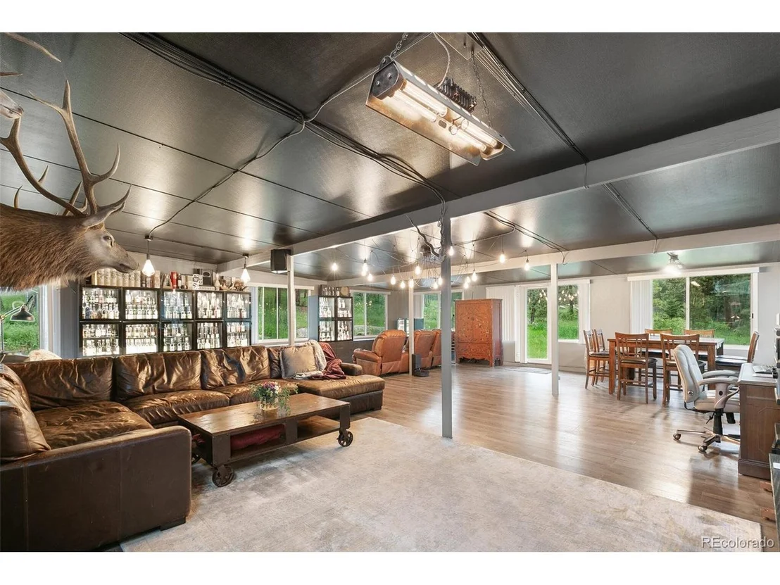 Photo of 9126 Sunrise Ln