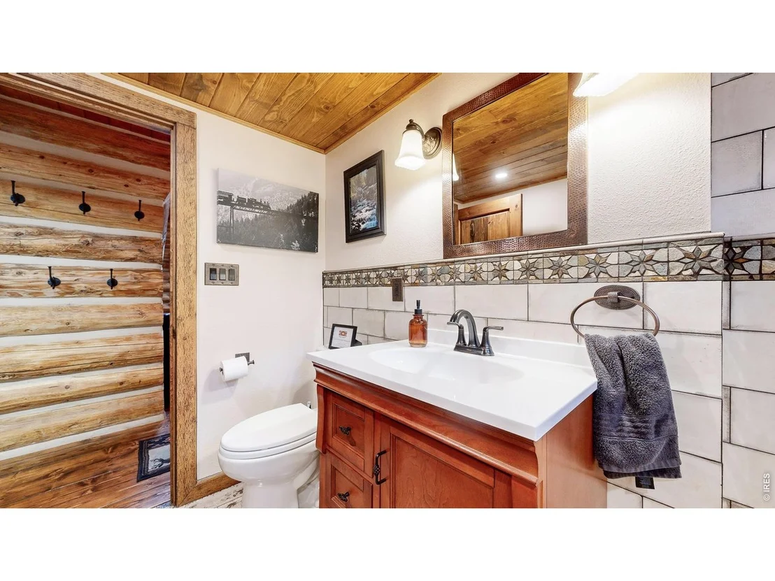 Photo of 14142 N Saint Vrain Dr