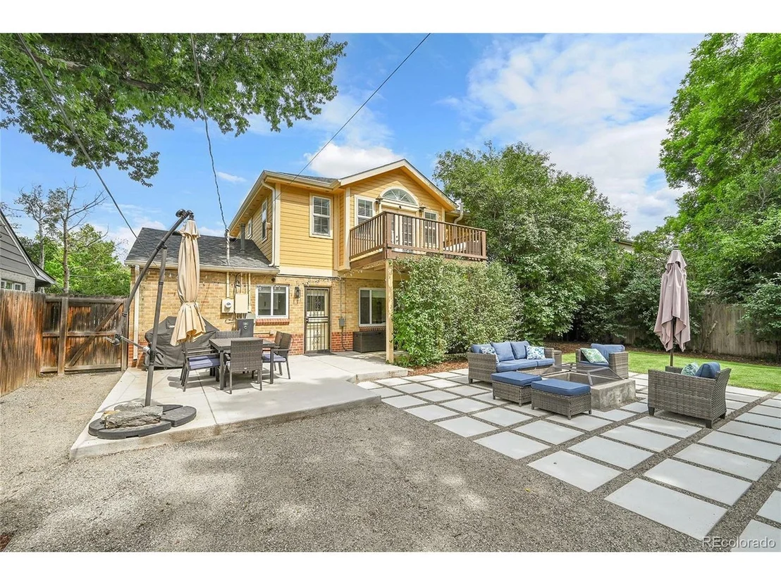 Photo of 845 Jasmine St