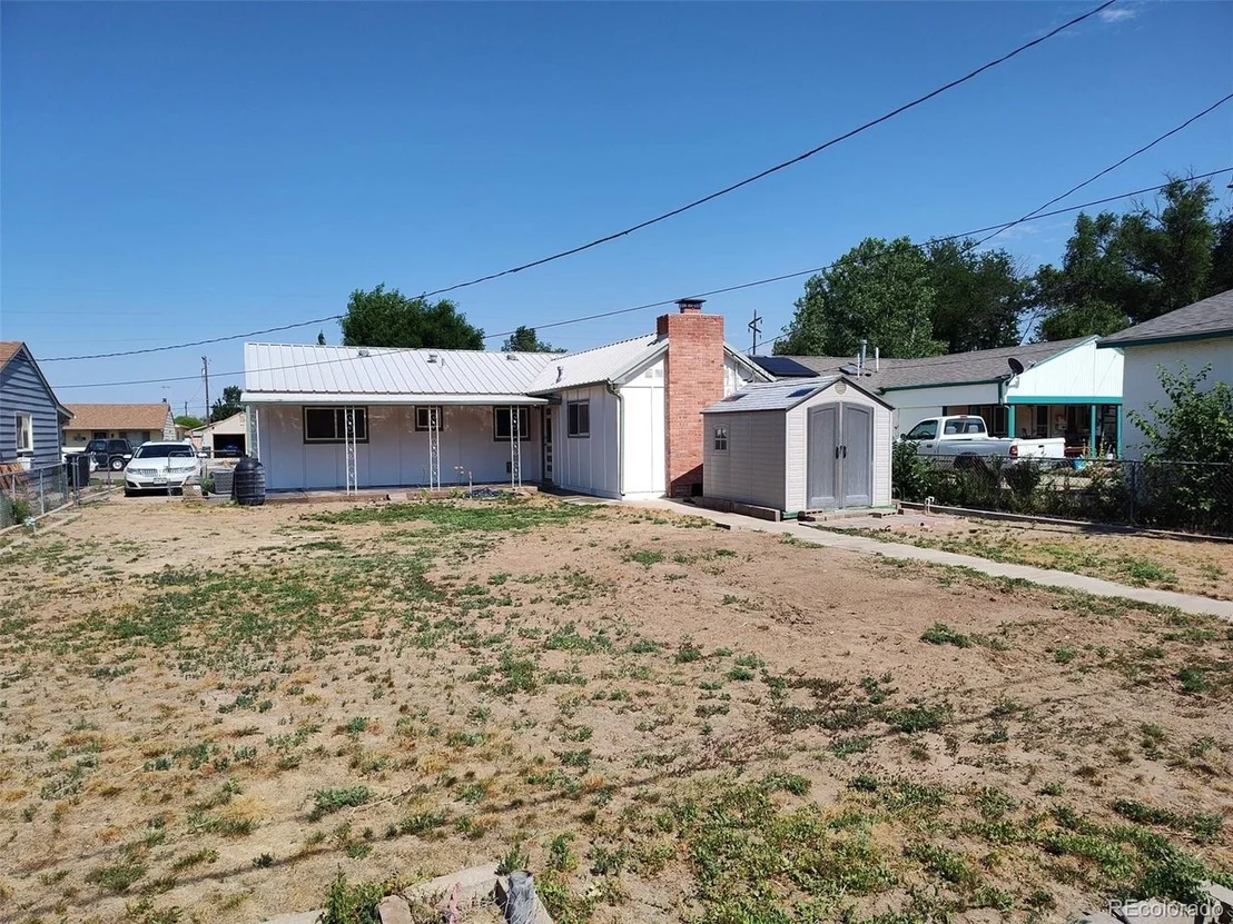Photo of 210 4th St