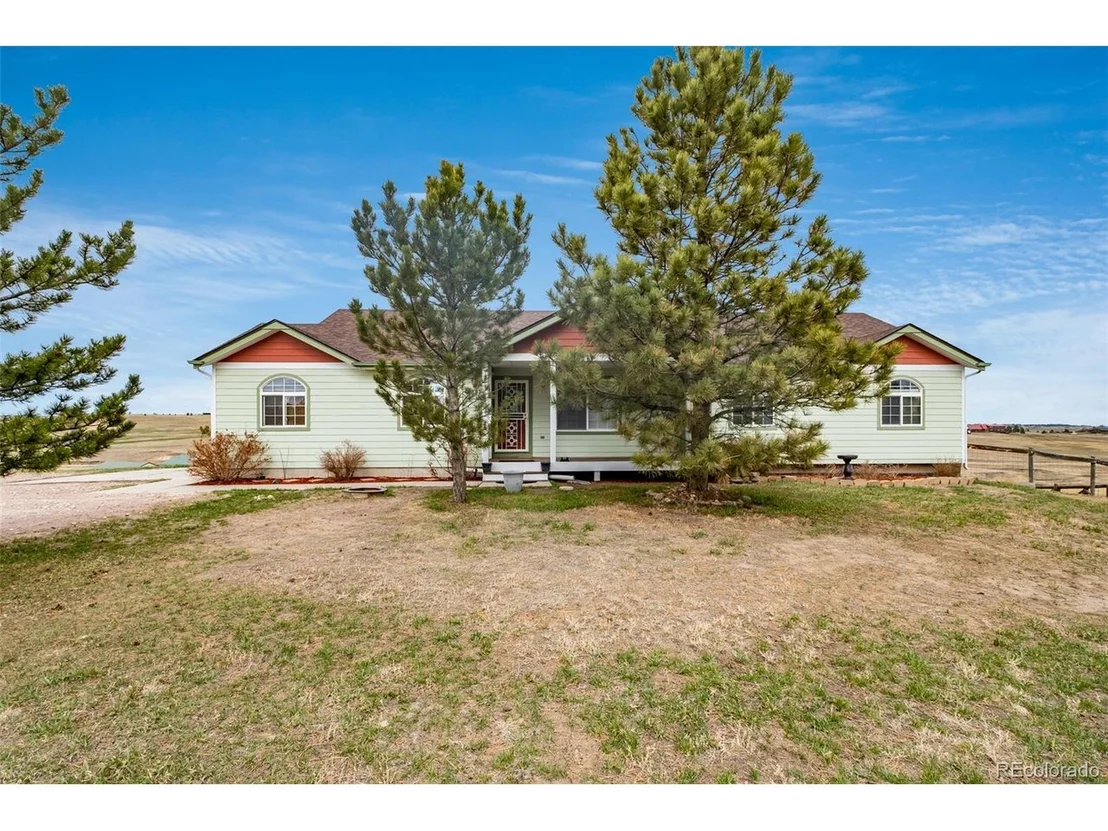 Photo of 1397 Santa Fe Trl