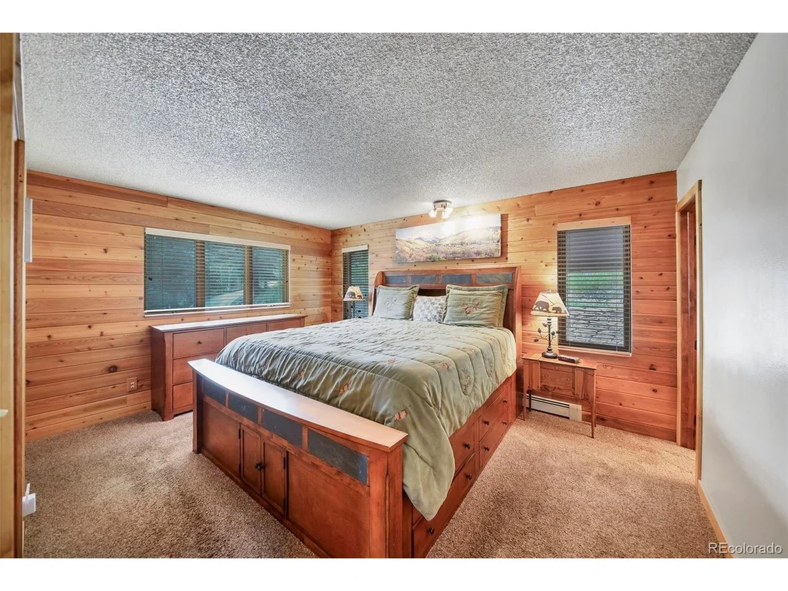 Photo of 734 Aspen Pl