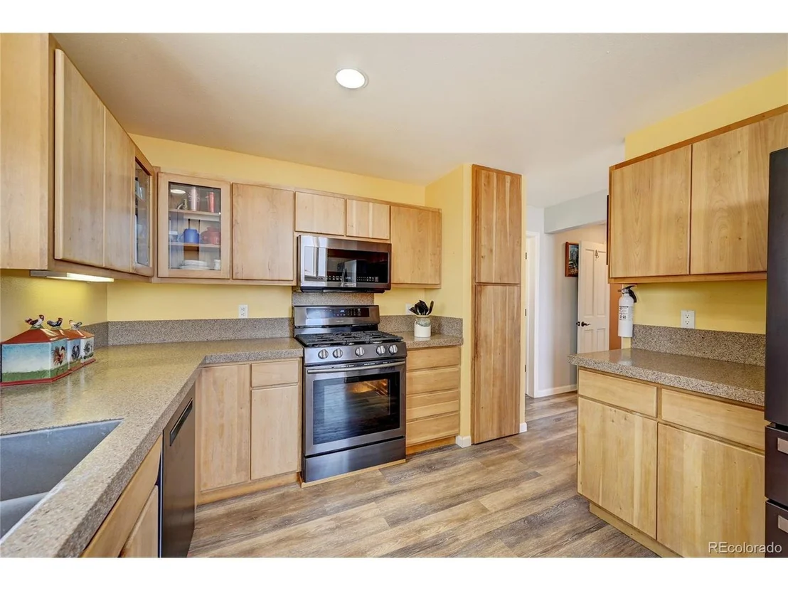 Photo of 30382 Mary Dr