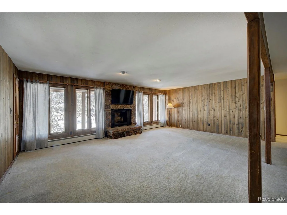 Photo of 2471 Pinehurst Dr