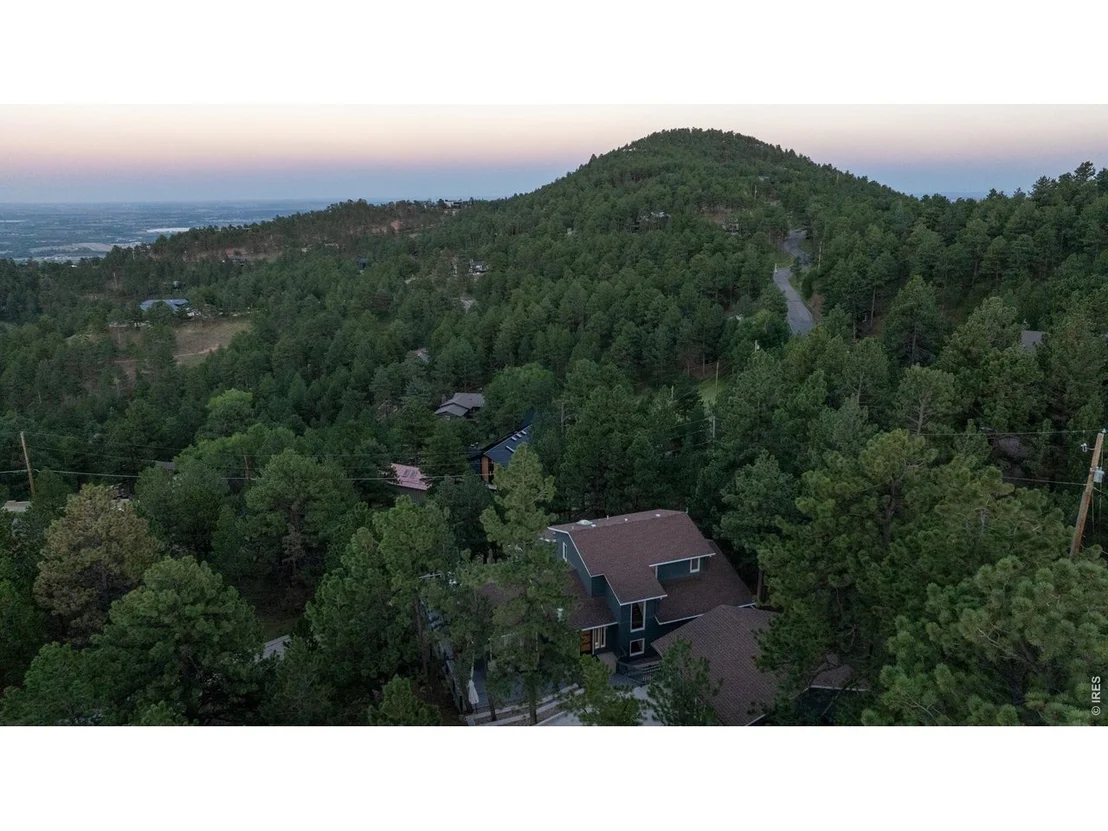 Photo of 252 Pine Tree Ln