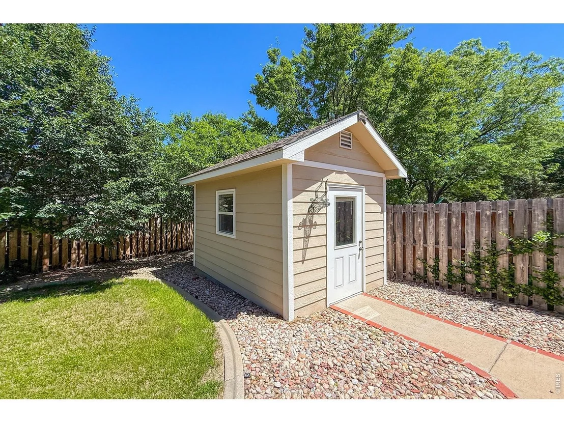 Photo of 2010 Emerald Dr