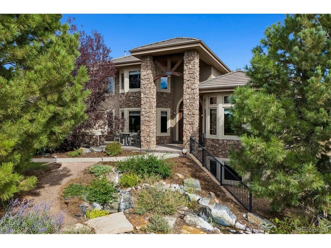 Photo of 4923 Raintree Cir