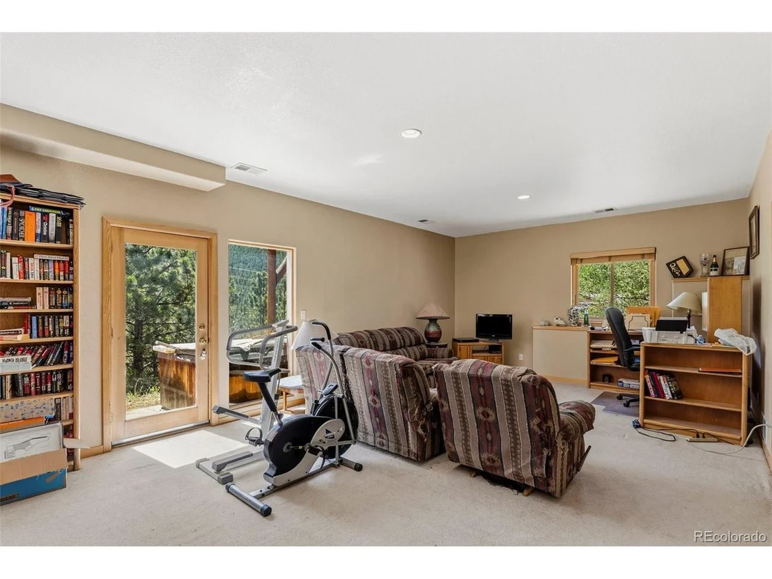 Photo of 1649 Elk Valley Dr