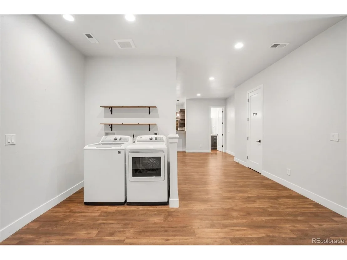 Photo of 494 Thunder Rd